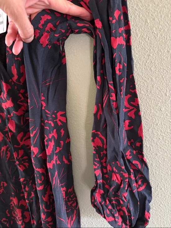 NEW Zara Black Long Sleeve Dress with Red Floral Print XS - Picture 3 of 8
